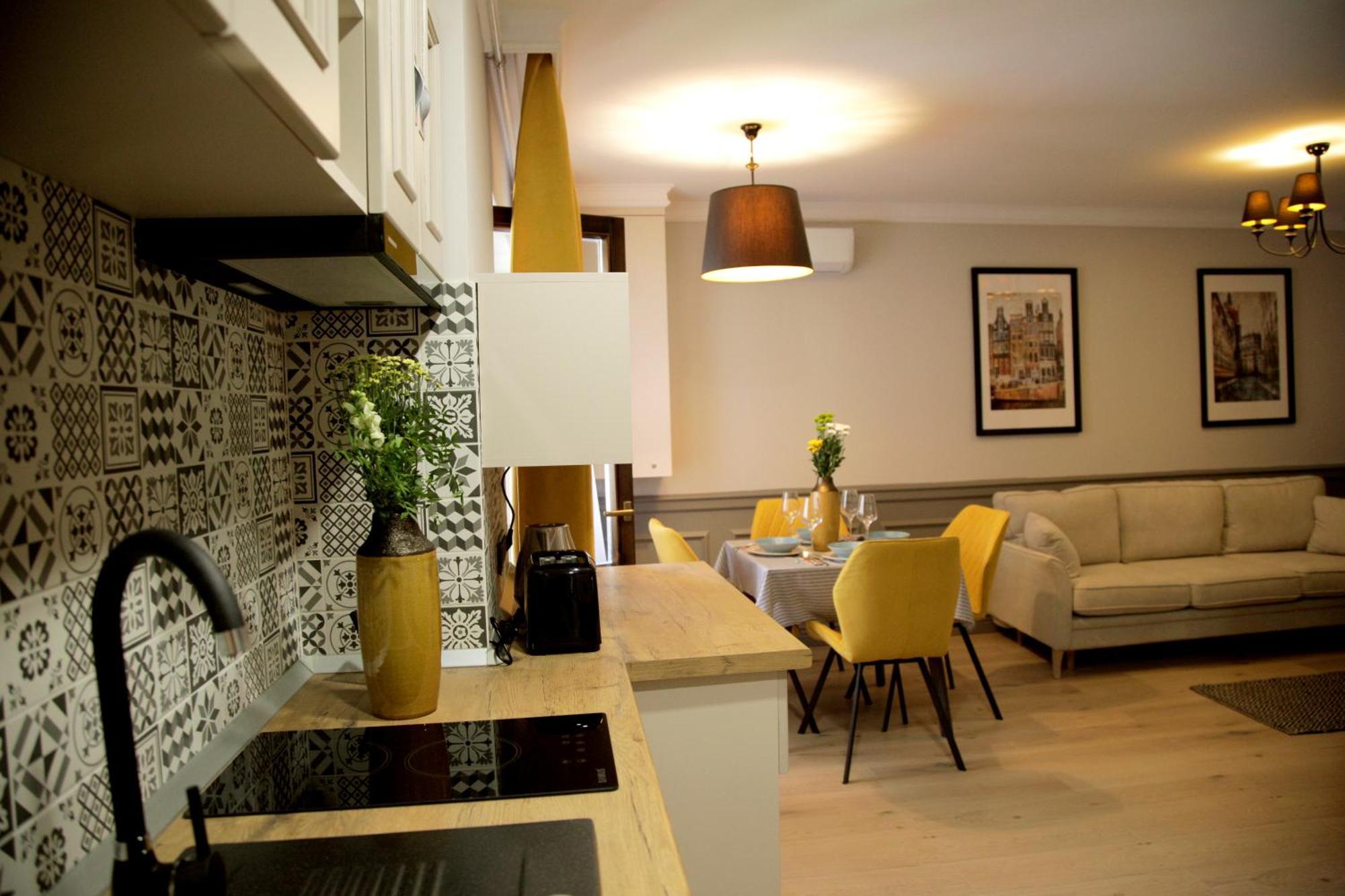 Central Boutique Apartments Sighisoara Phòng bức ảnh
